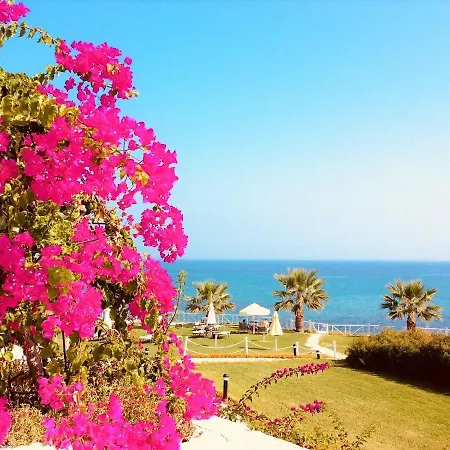 Kyrenia Scenes 酒店