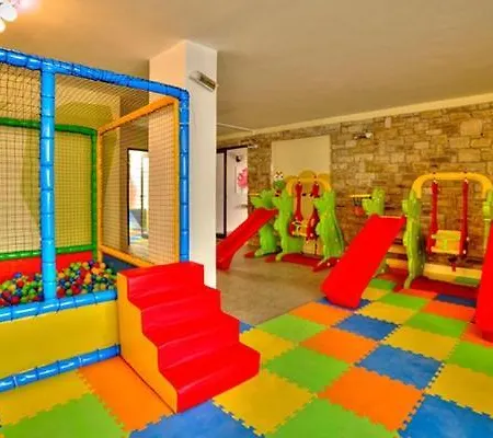 Otel Kyrenia Scenes Girne