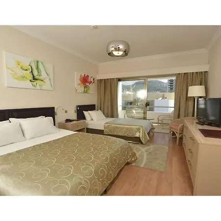 Hotel Kyrenia Scenes 4*