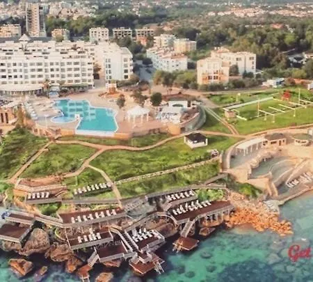 Kyrenia Scenes Hotel