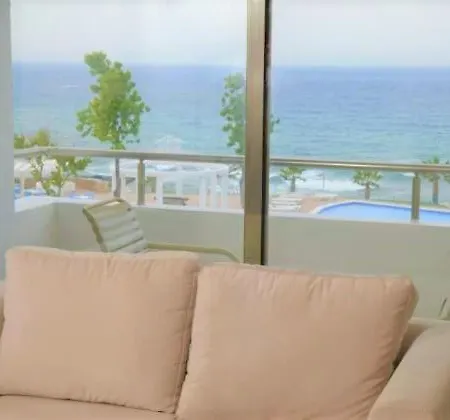 Hotel Kyrenia Scenes 4*