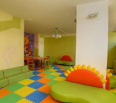 Kyrenia Scenes Hotel Kyrenia (Northern Cyprus)
